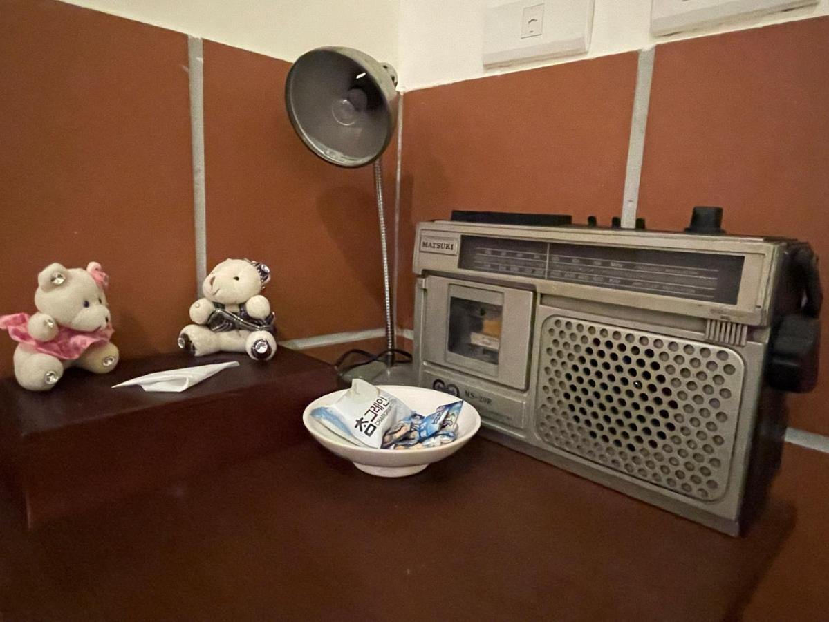 左營蓮潭郭家百年古厝 Hotel Каосюн Екстериор снимка